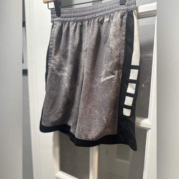 Nike Dri Fit Youth Boys Athletic Shorts - Picture 3 of 6